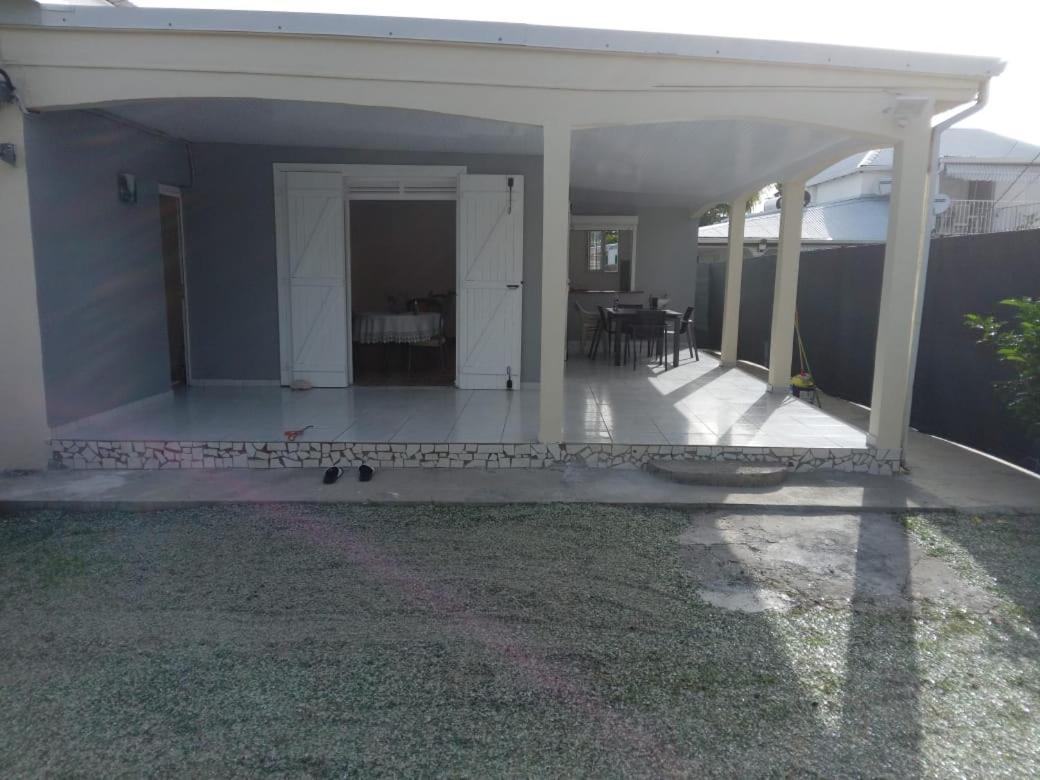 Locations Saisonnieres Villa Sainte-Anne  Bagian luar foto
